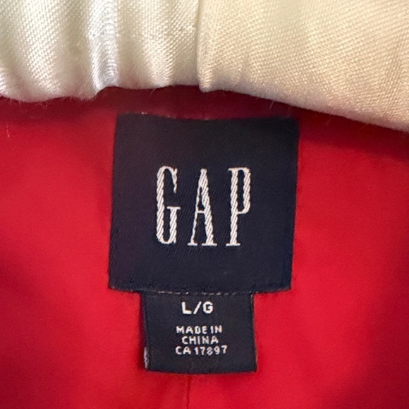 GAP Black Quilted Puffer Vest with Red Lining, Large - Picture 2 of 6